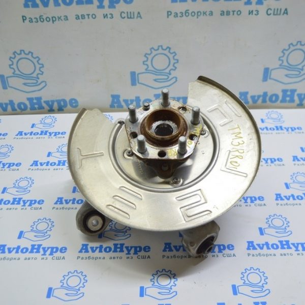 Болт крепления ступицы зад прав 3шт комплект Tesla Model 3 18- 2007111