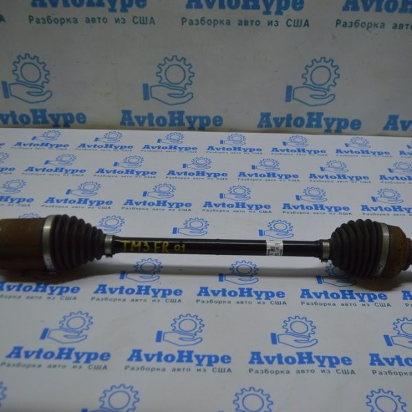 Привод полуось передняя прав Tesla Model 3 18- 1044119-00-D