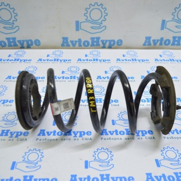 Проставка пружины задняя правая низ Tesla Model 3 18- 1044479-00-D