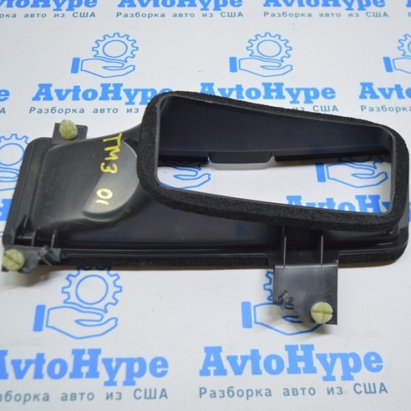 Решетка воздухозаборника печки Tesla Model 3 21- 1588275-00-A