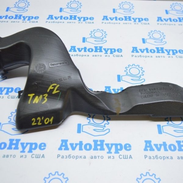 Воздуховод обдува ног водителя Tesla Model 3 18- 1099297-00-D
