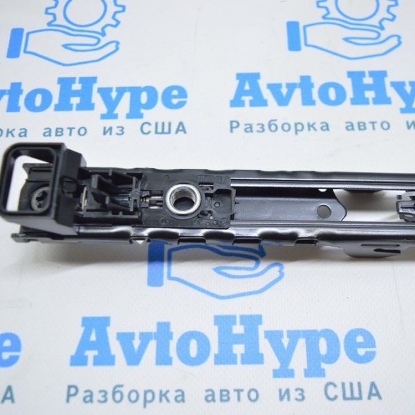 Кронштейн водительского ремня безопасности Tesla Model 3 18- 068130-01-B