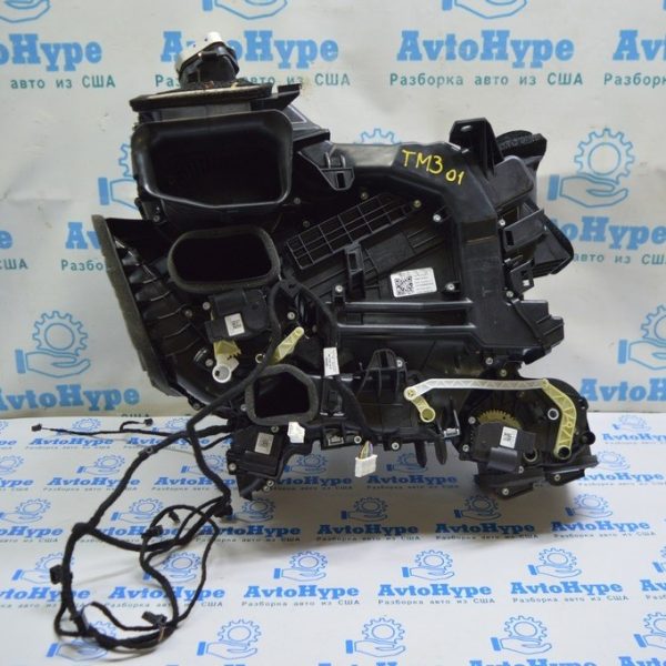 Печка в сборе Tesla Model 3 21- (01) 1494714-00-G
