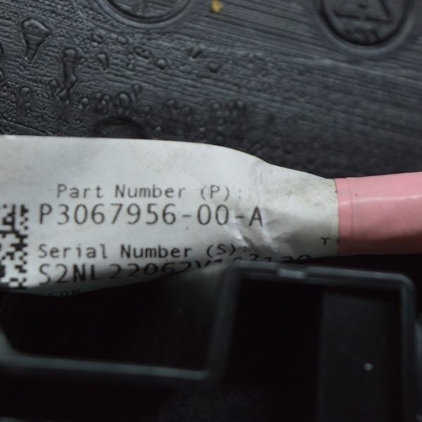 Проводка центральной консоли Tesla Model 3 21- (01) 3067956-00-A