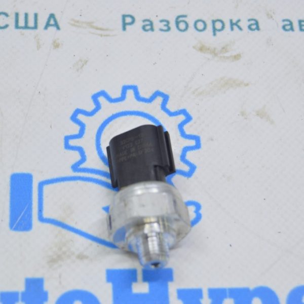 Датчик давления системы кондиционирования Hyundai Tucson 22- (01) 92CP8-12 97721-D9000