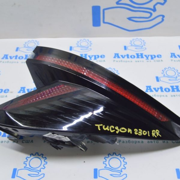 Фонарь внешний (крыло) правый Hyundai Tucson 22- LED (01) 92402N7100