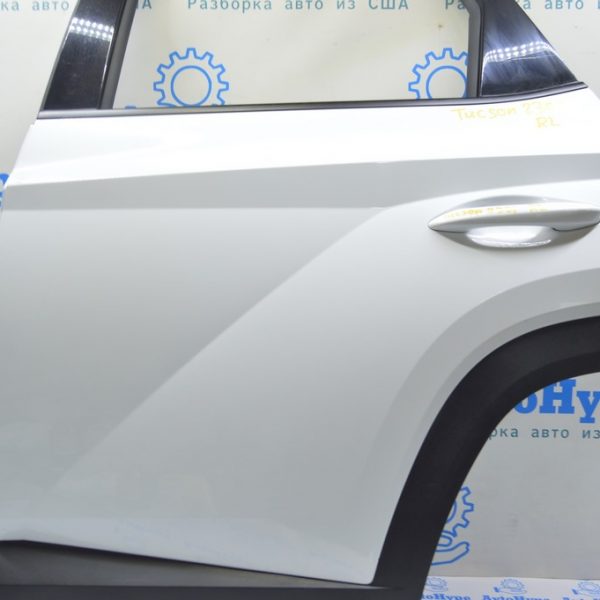 Молдинг дверь-стекло центральный зад лев Hyundai Tucson 22- черн короткий,европа 935мм 83210N7000