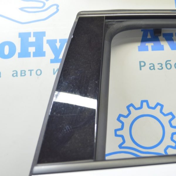 Накладка двери боковая передняя зад лев Hyundai Tucson 22- 83250N7010