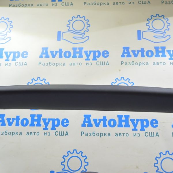 Обшивка двери багажника верх центр Hyundai Tucson 22- черн 81720N7000NNB