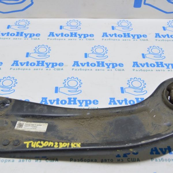 Рычаг продольный зад прав Hyundai Tucson 22- (01) 55271R2000
