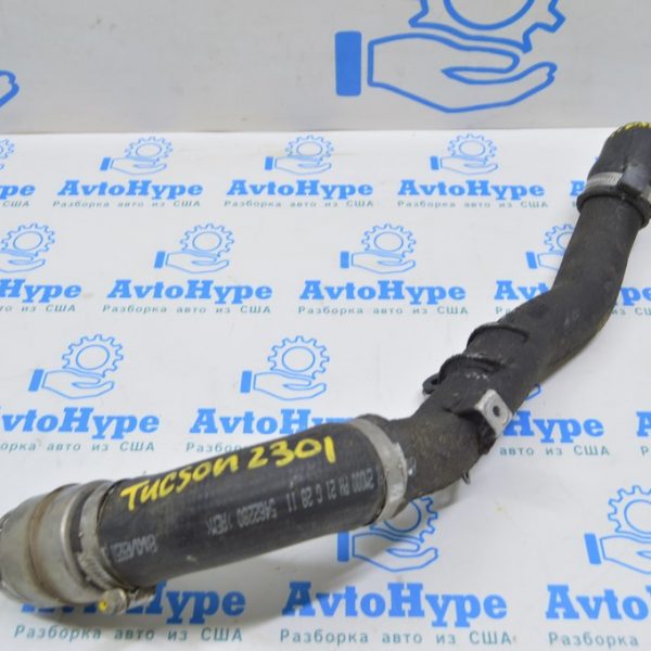 Патрубок интеркулера верхний Hyundai Tucson 22- 1.6T HEV, PHEV третий 282512M000