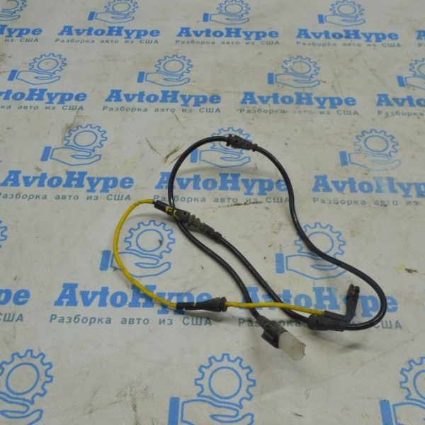 Датчик износа колодок перед лев Range Rover Velar L560 17- (01) сломан HK83-10K845-AG