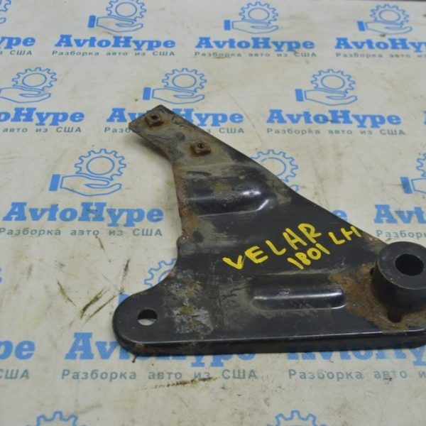 Лопух переднего подрамника лев Range Rover Velar L560 17- LR090442