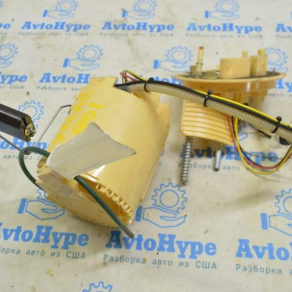 Топливный насос Range Rover Velar L560 17- 2.0d (01) GX73-9H307-DC