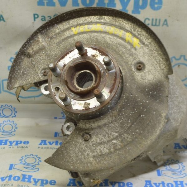 Цапфа задняя правая со ступицей Range Rover Velar L560 17- HK835A970AE (01) с кожухом LR090542