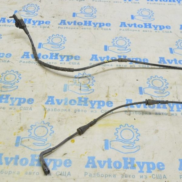 Датчик износа тормозных колодок задний правый Range Rover Velar L560 17- (01) LR090709