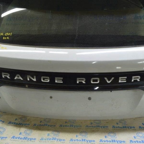 Фонарь внутренний в дверь багажника центр Range Rover Velar L560 17- (01) LR093448