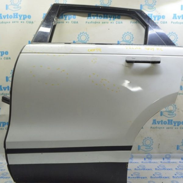 Дверь голая задняя левая Range Rover Velar L560 17- (01) белая 1AA, сколы LR091720