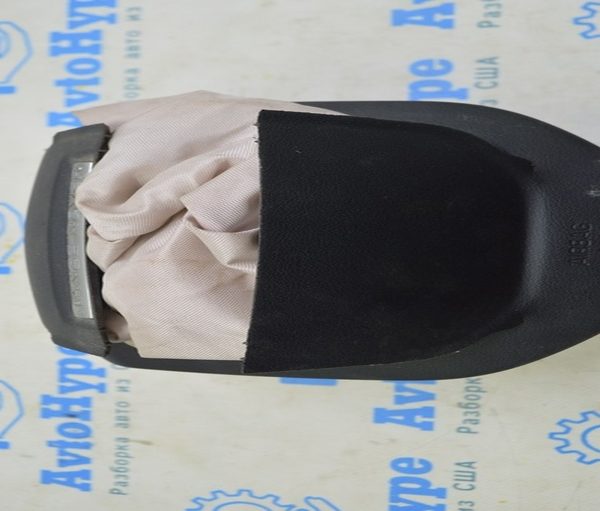 Подушка безопасности airbag в руль водительская Range Rover Velar L560 17- стрельнувшая (01) LR104309