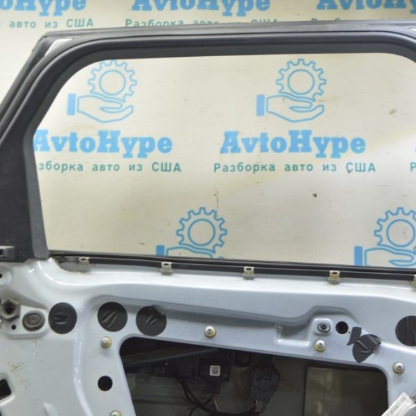 Уплотнитель двери верхний зад лев Range Rover Velar L560 17- LR143458