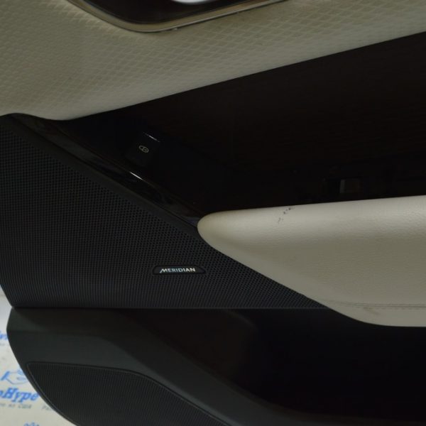 Управление стеклоподъемником перед прав Range Rover Velar L560 17- LR059773