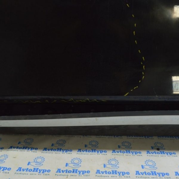 Накладка двери нижняя перед лев Range Rover Velar L560 17-  J8A221065B J8A221065BD8LM LR093896