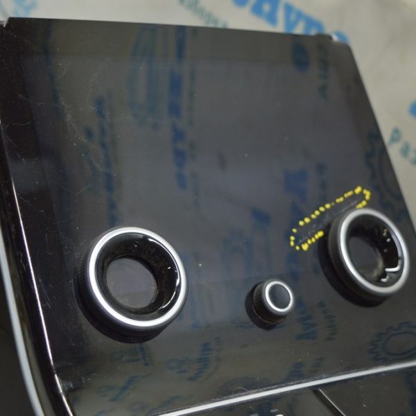 Управление климат-контролем Range Rover Velar L560 17- (01) царапины LR090931