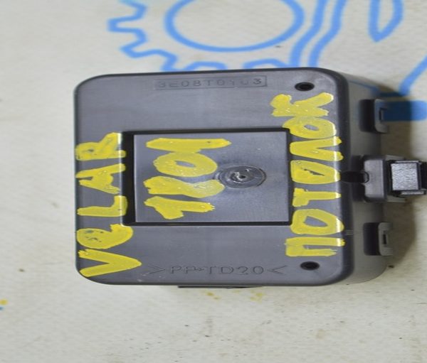 Remote Receiver Control Module Range Rover Velar L560 17- (01) FK72-15K602-BA