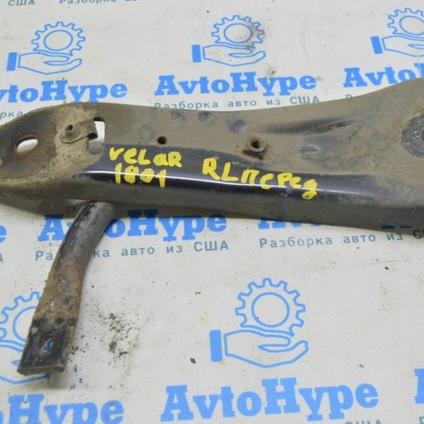 Лопух заднего подрамника перед лев Range Rover Velar L560 17- LR090448