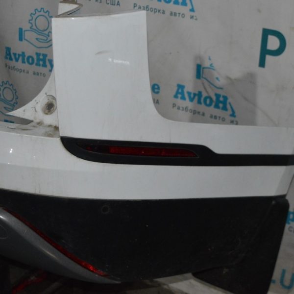 Вставка заднего бампера правая Range Rover Velar L560 17- под ПТФ LR093511