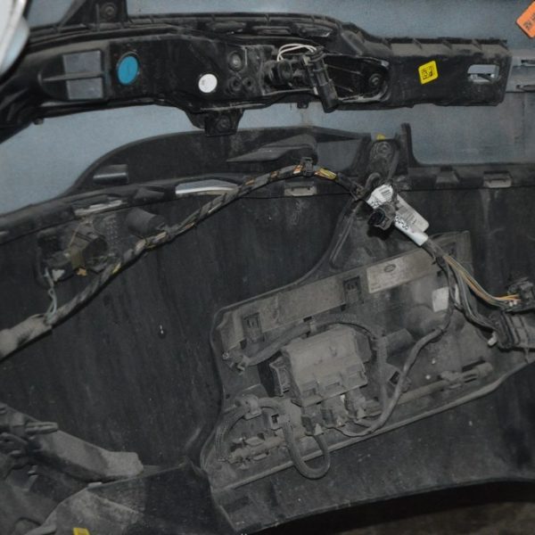 Датчик открытия двери багажника ногой левый Range Rover Velar L560 17- (01) в сборе LR093907