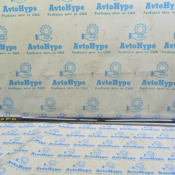 Накладка крыши правая Range Rover Velar L560 17- J82A517C78BC J8A2517C78BD LR092745