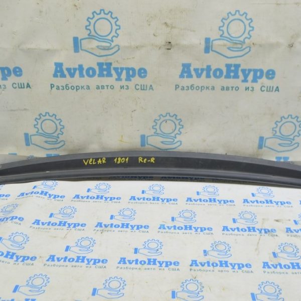 Вставка заднего бампера Range Rover Velar L560 17- J8A217775AC LR093596