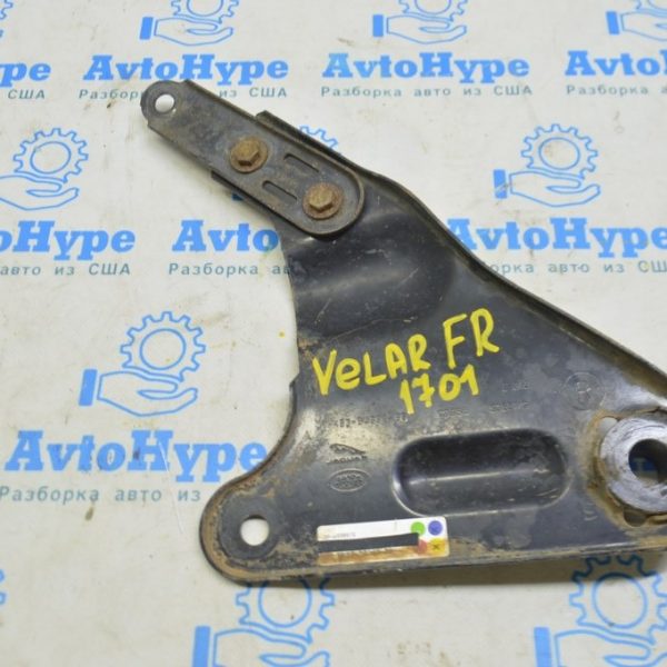 Лопух переднего подрамника прав Range Rover Velar L560 17- LR090440