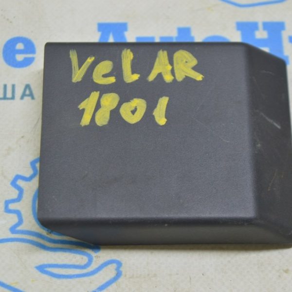 Пластик салона Range Rover Velar L560 17- (01) J8A2-04567-A-INS-0