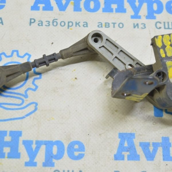 Датчик наклона кузова задний левый Range Rover Velar L560 17- (01) LR090679