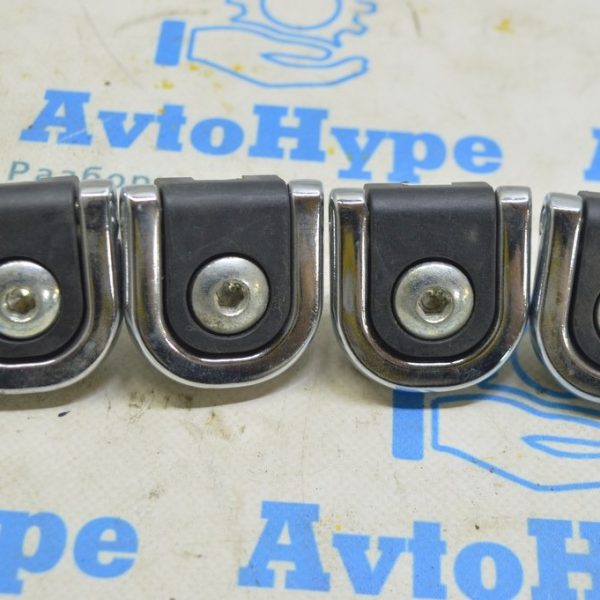 Крючок багажника Range Rover Velar L560 17- LR088861