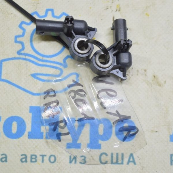 Датчик подушки безопасности задний прав Range Rover Velar L560 17- (01) LR059791