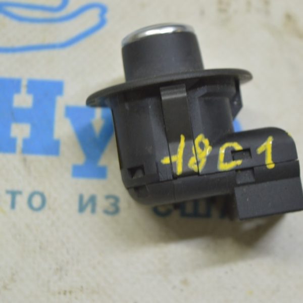 Управление рулевой колонкой Range Rover Velar L560 17- (01) LR071107