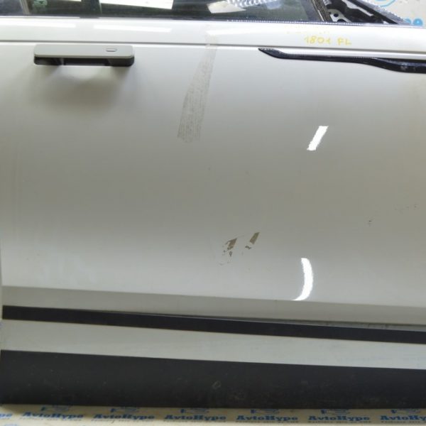 Накладка двери нижняя перед прав Range Rover Velar L560 17- LR146630