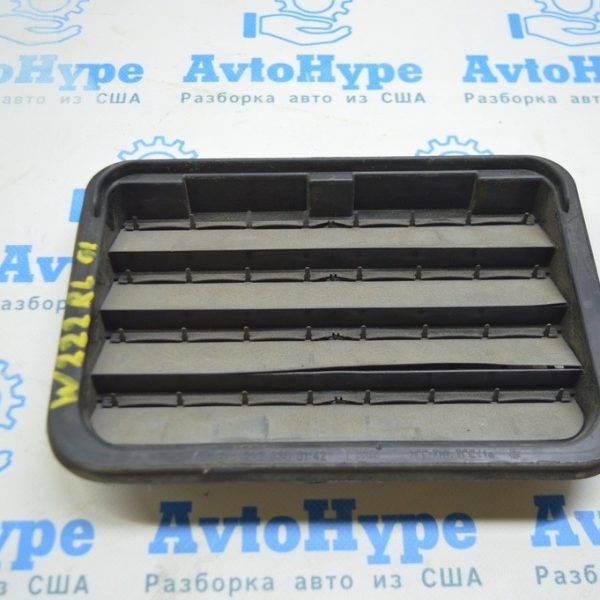 Щиток вентиляции левый Mercedes W222 14-22 (01) A2228300142