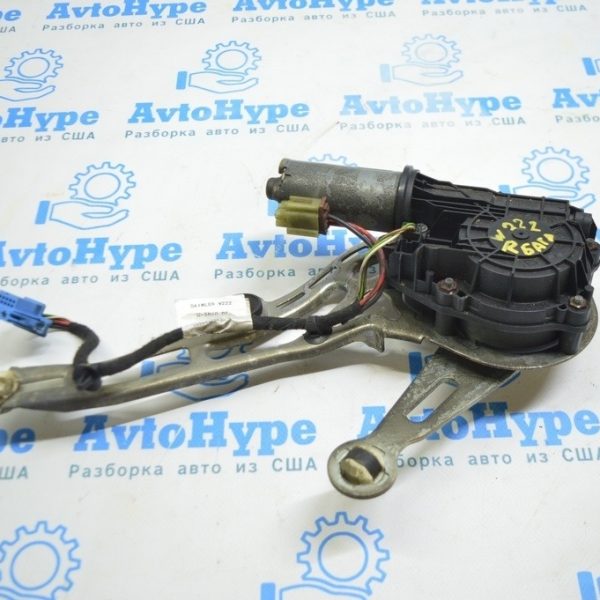 Моторчик доводчик крышки багажника Mercedes W222 14-22 (01) 0390204124