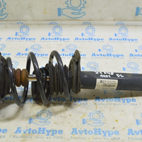 Стойка амортизатора в сборе передняя левая BMW X1 F48 16-18 M Sport (01) порван пыльник 31316861671