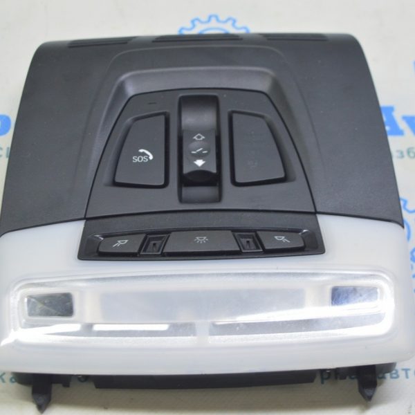 Плафон освещения передний BMW X1 F48 16-22 черный, под панораму с кнопкой SOS 61316999354