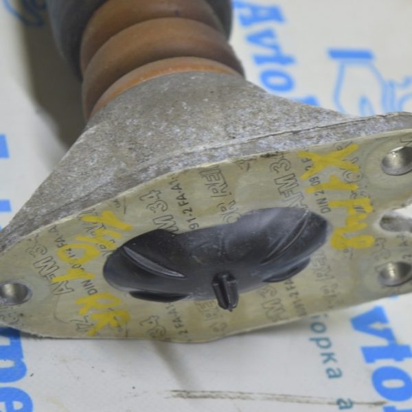 Опора амортизатора задняя правая BMW X1 F48 16-22 33506791706