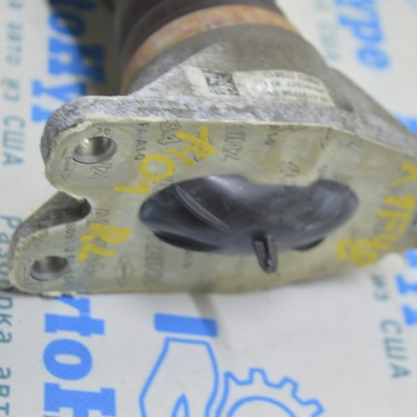 Опора амортизатора задняя левая BMW X1 F48 16-22 33506791706