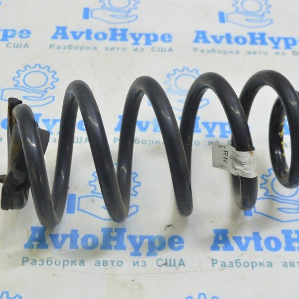 Пружина задняя левая BMW X1 F48 16-18 AWD M Sport 33536866777