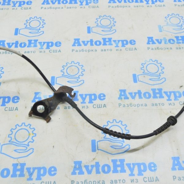 Датчик ABS задний правый BMW X1 F48 16-18 34526858467