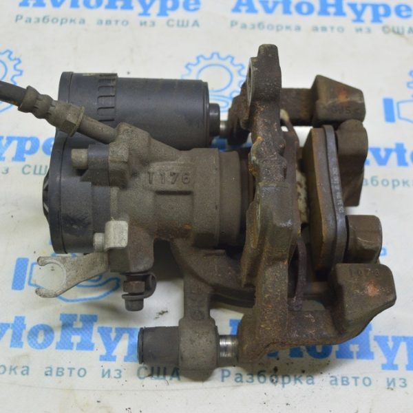 Шланг тормозной задний правый BMW X1 F48 16-22 34306798466