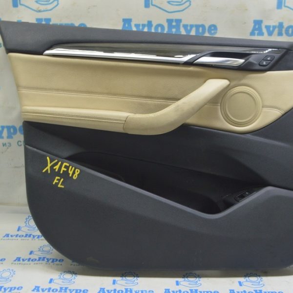 Обшивка двери карточка передняя левая BMW X1 F48 16-22 кожа бежевая с темно-серым oyster/gray 51417438061